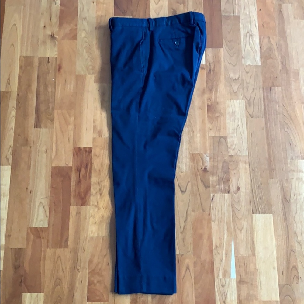 31x30 Banana Republic Aiden Fit Dress Chino
